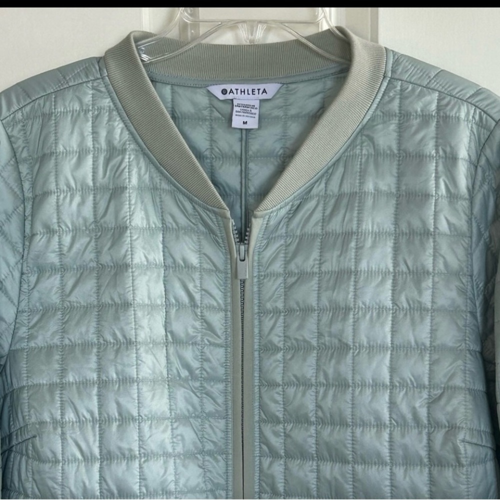 Athleta Light Green Quilted Puffer Jacket - Picture 4 of 6